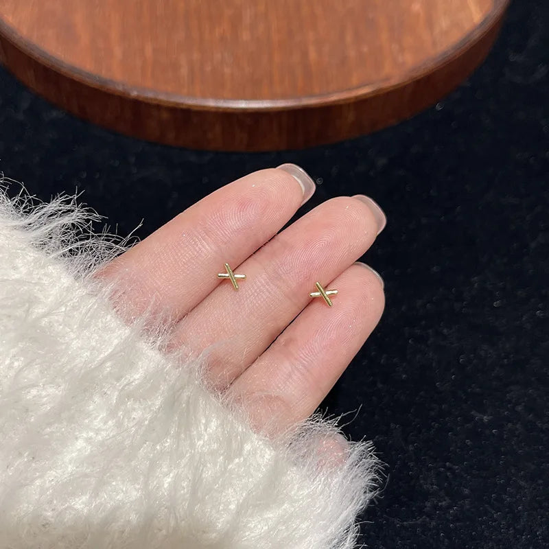 Lovely Small Earrings Piercings Wing Heart Stud Earrings For Women Gold Color 925 Silver Needles Ear Stud Jewelry For Teen Gift