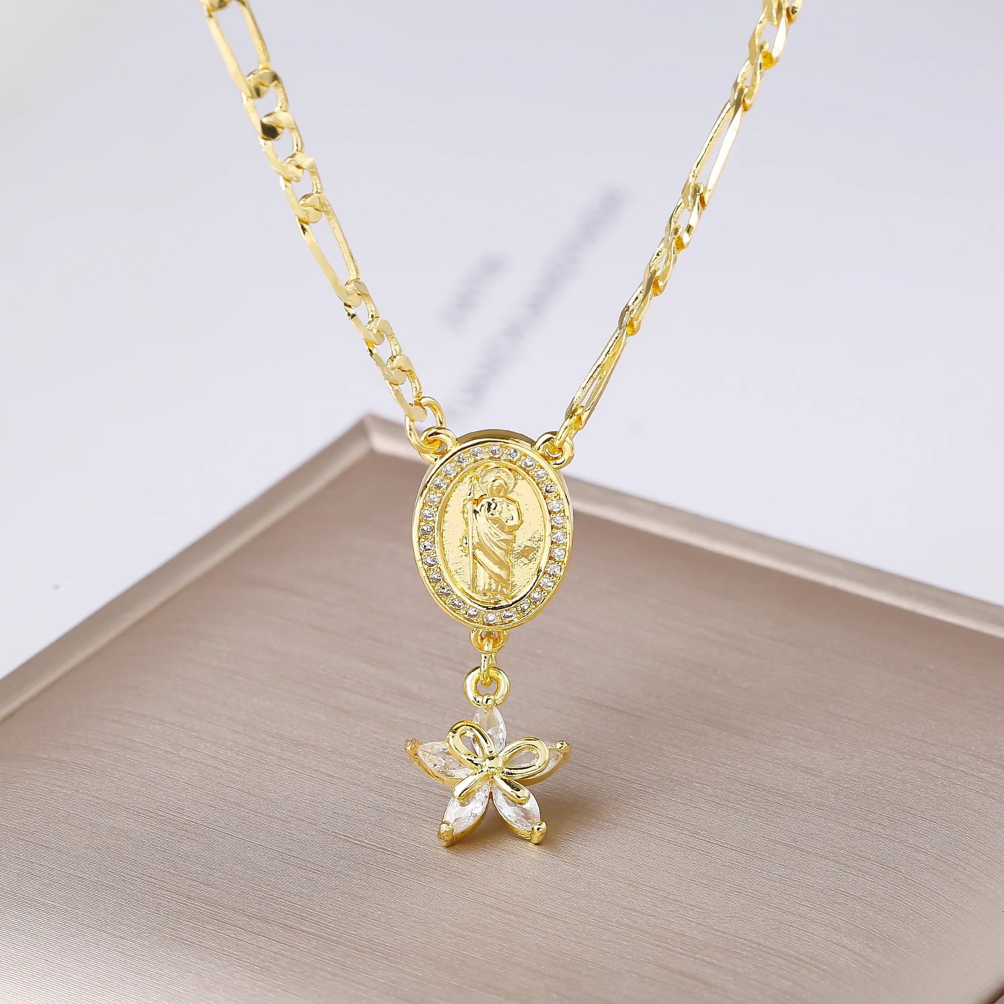 High-Quality Men Women Religious Jewelry St. Jude Zirconia Pendant Necklace Classic for Daily Party Prayer Jewelry Amulet Gift