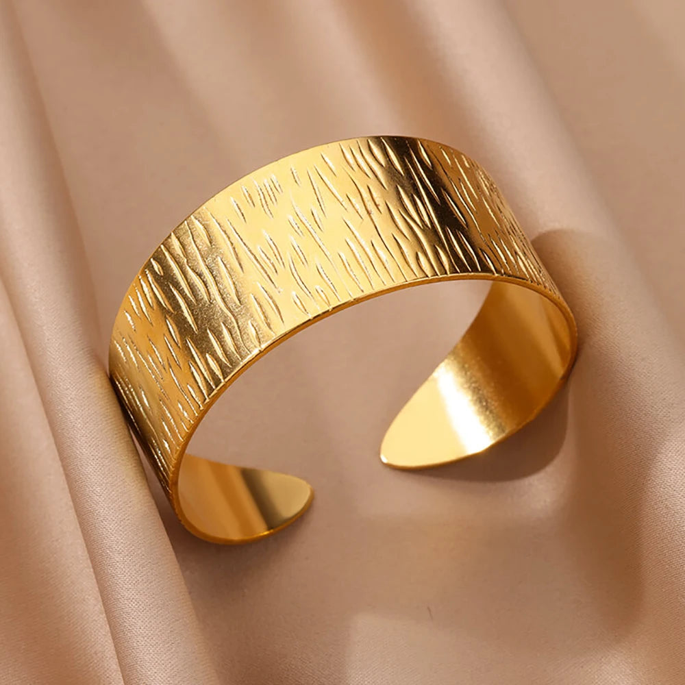 Stainless Steel Wide Bangles for Women Luxury Gold Color Chunky Flower Cuff Bangle Bracelet femme Vintage Wedding Jewelry Gifts