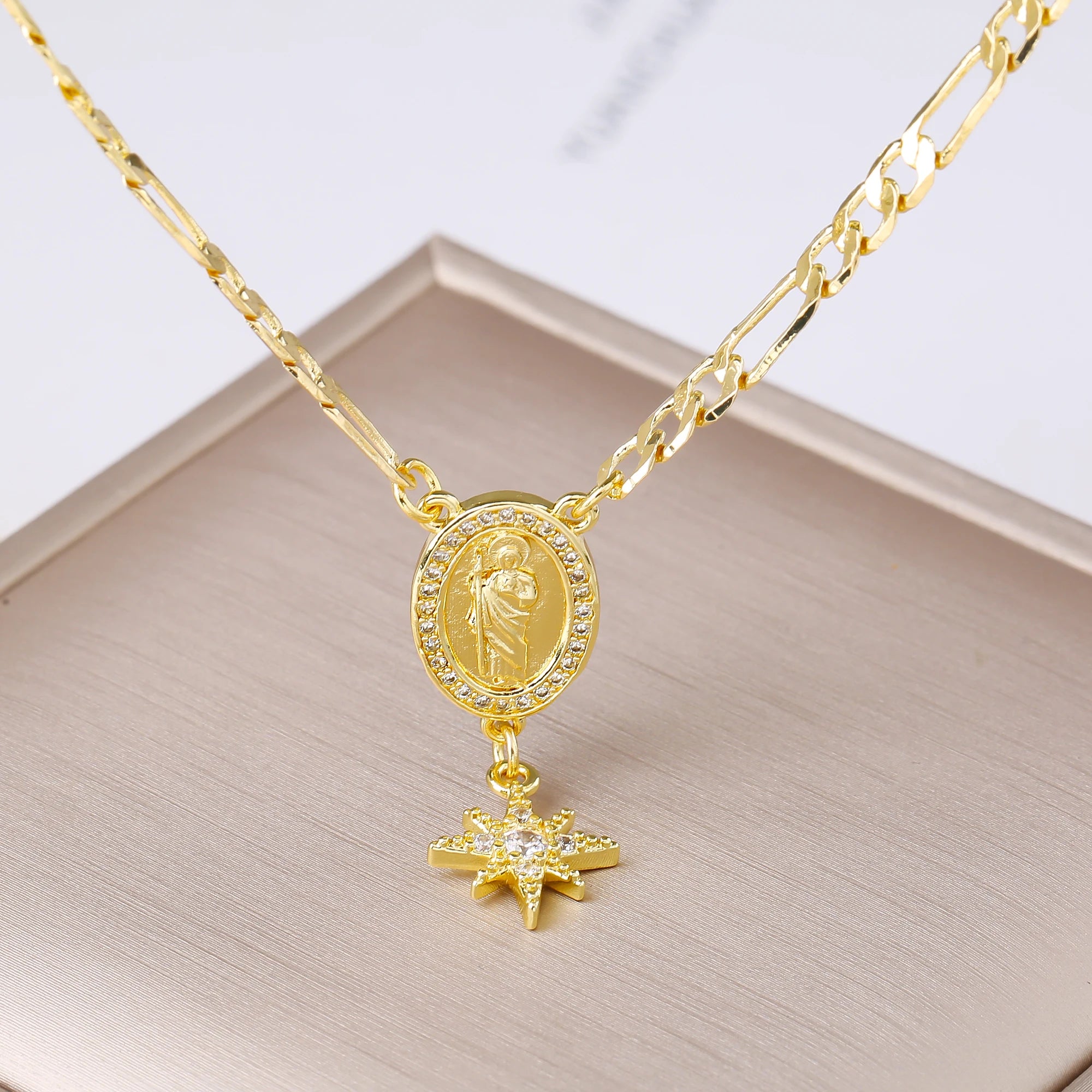 High-Quality Men Women Religious Jewelry St. Jude Zirconia Pendant Necklace Classic for Daily Party Prayer Jewelry Amulet Gift